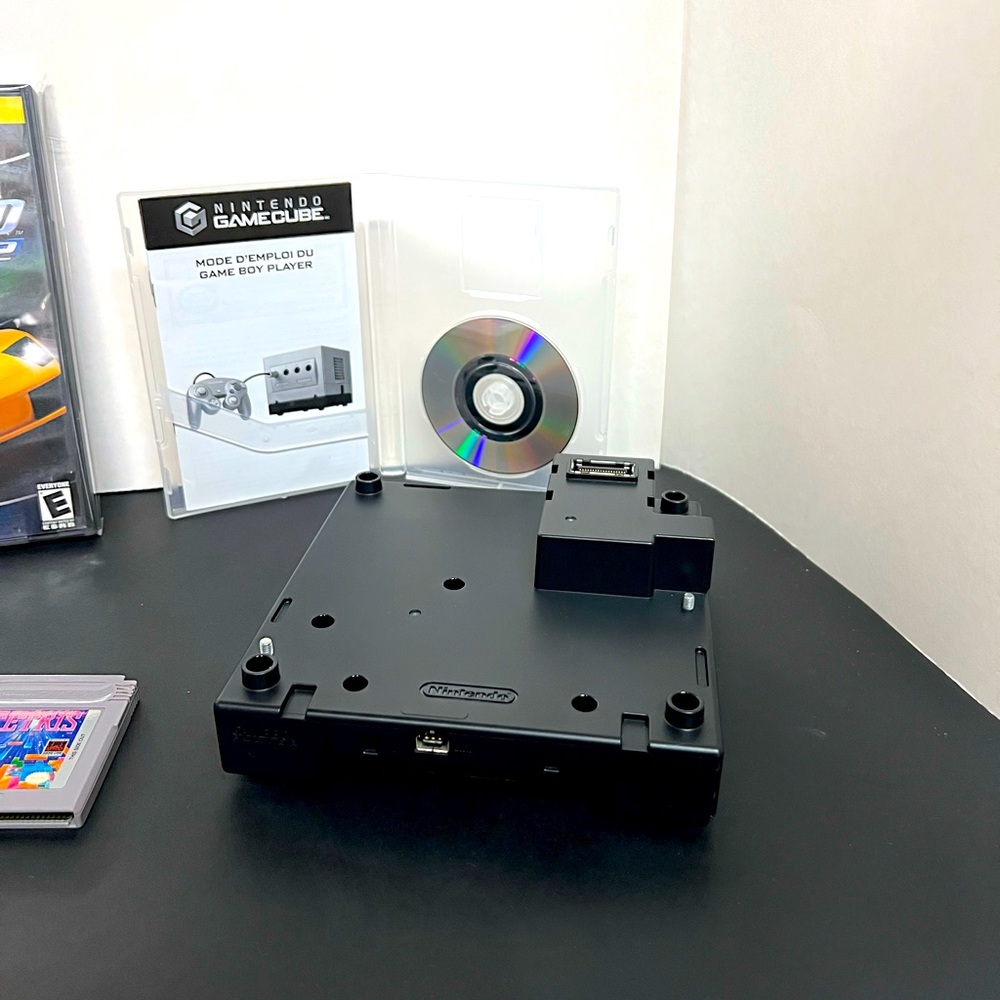 Nintendo Gamecube & Gameboy Player Bundle - Picture 5 of 7